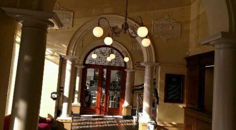 Misteri Princess Theatre